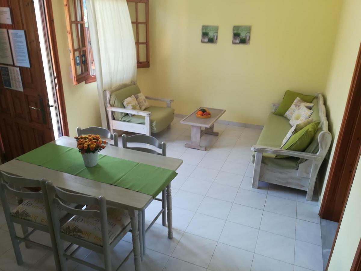 Olga'S Garden Apartments Almiros Beach Exterior photo