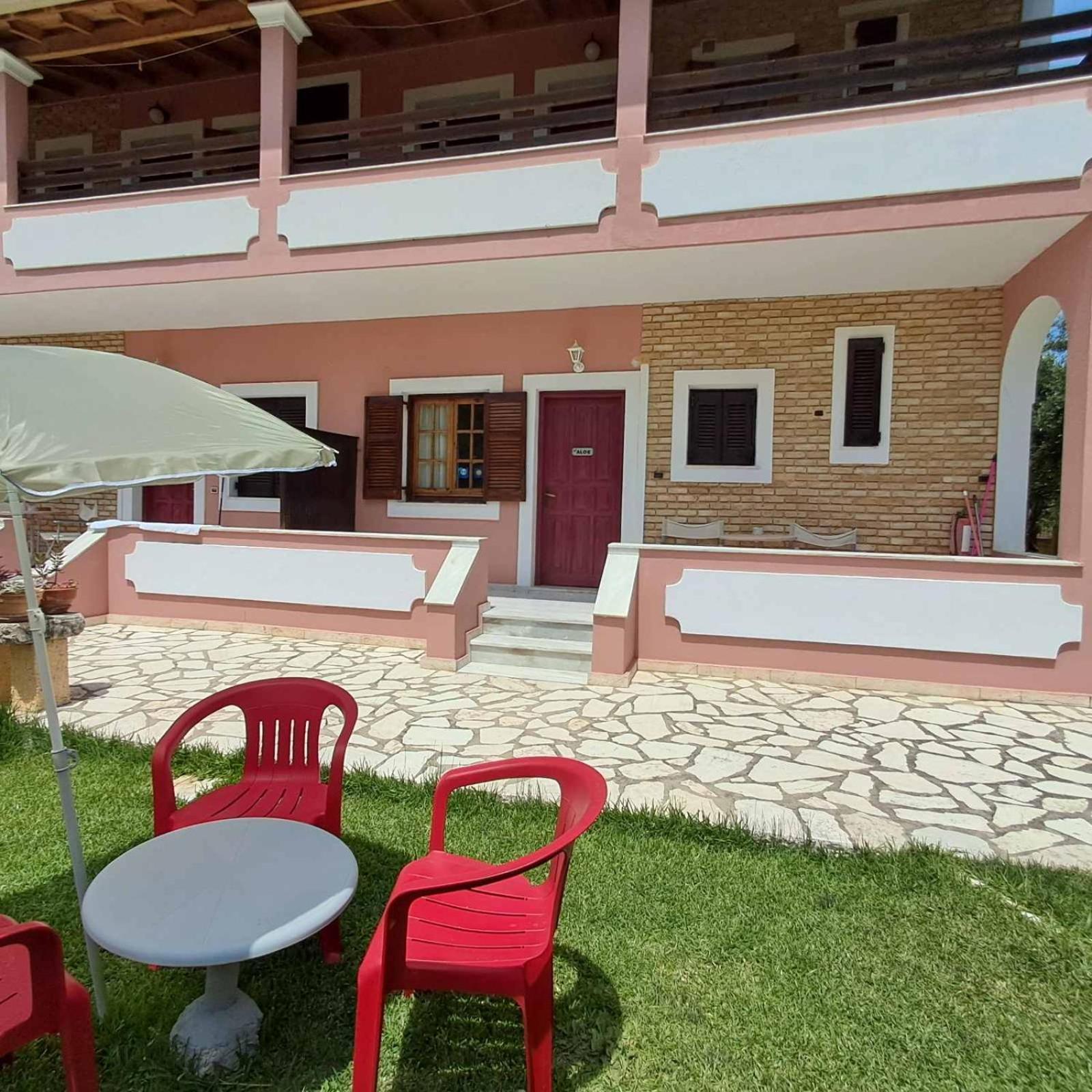 Olga'S Garden Apartments Almiros Beach Exterior photo