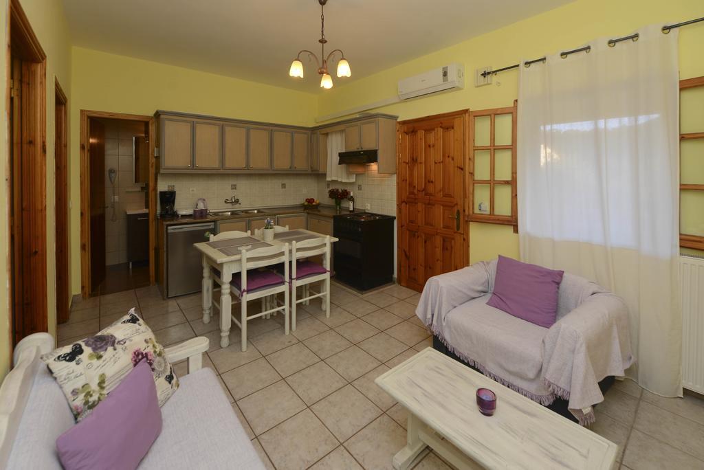 Olga'S Garden Apartments Almiros Beach Exterior photo